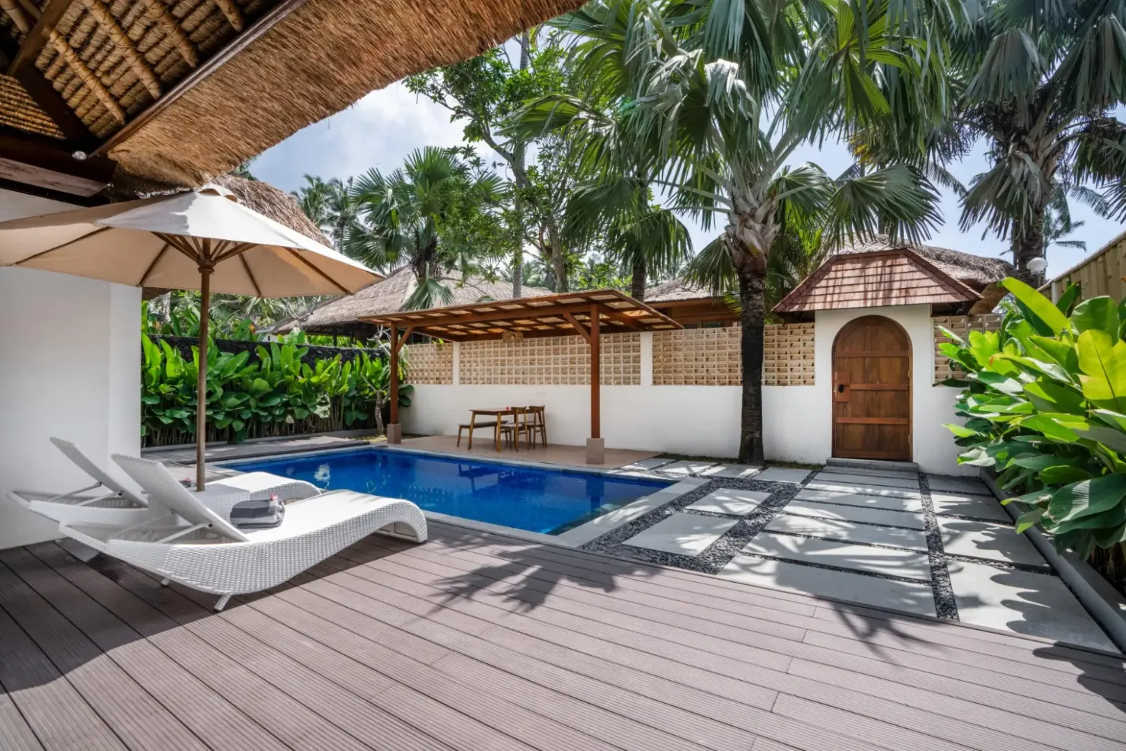 NIRWANA BEACH & RESORT